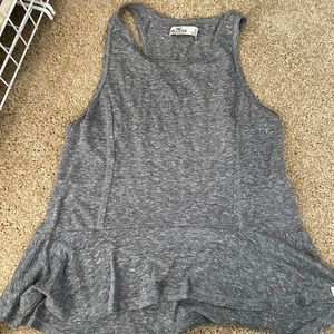 Hollister flowy tank